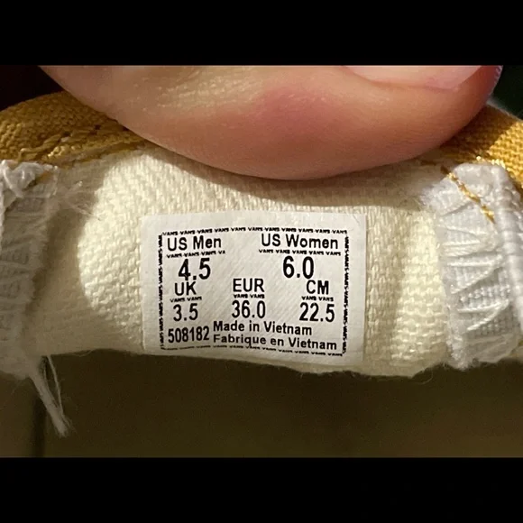 Classic VANS Slip On Yellow Checkerboard Size 6 US Woman’s Skateboarding Shoes - Picture 6 of 6